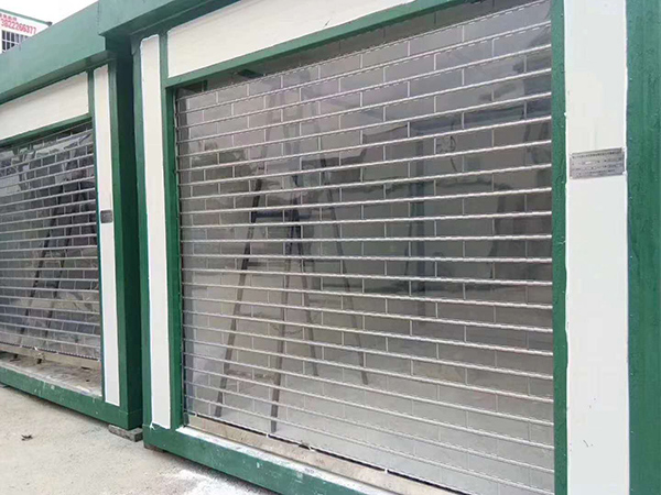 水晶卷簾門(mén)