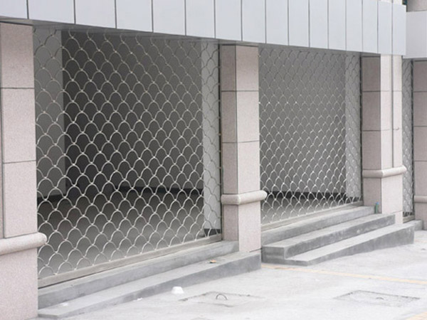 電動(dòng)網(wǎng)型卷簾門